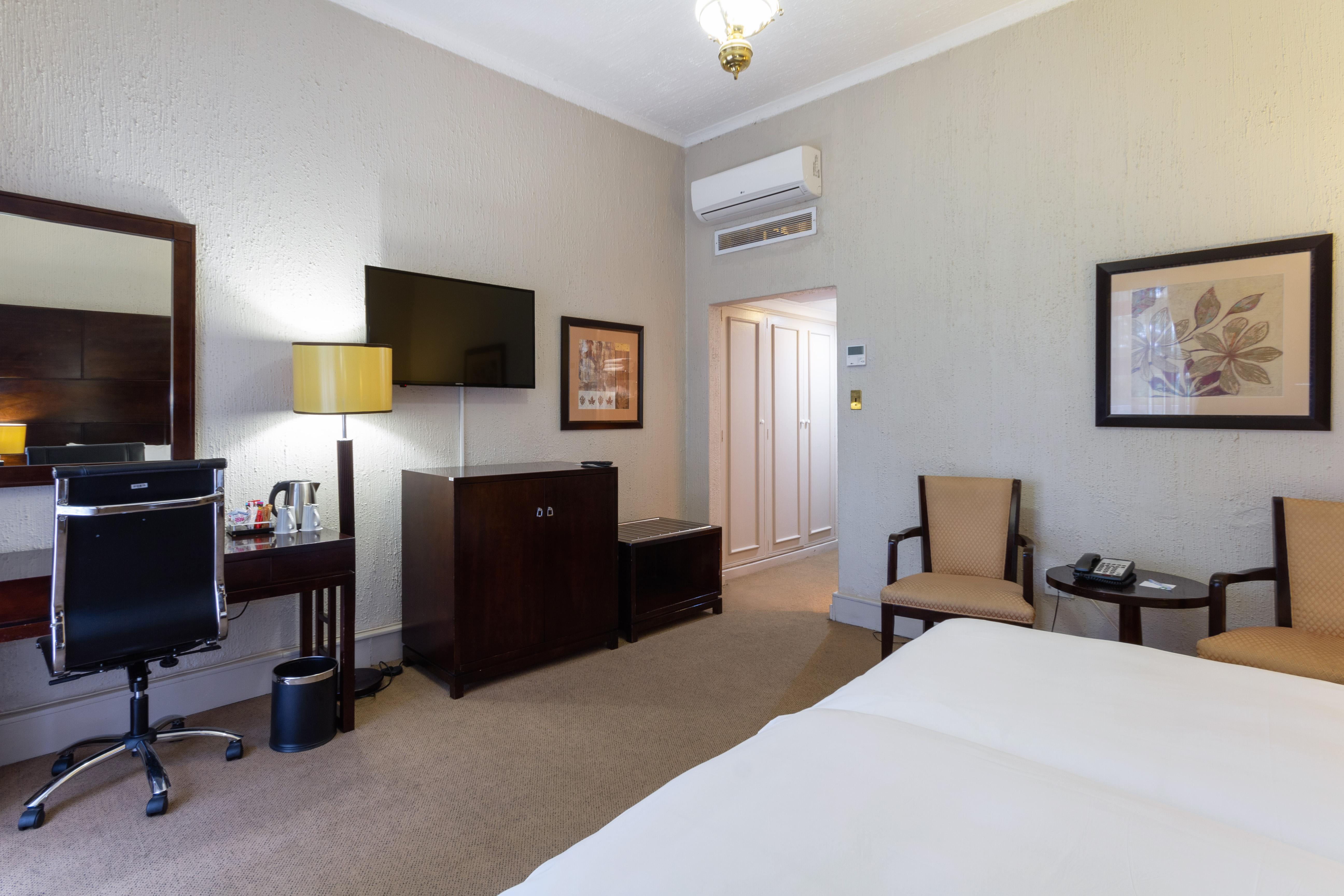 Holiday Inn - Johannesburg Sunnyside Park By Ihg Esterno foto