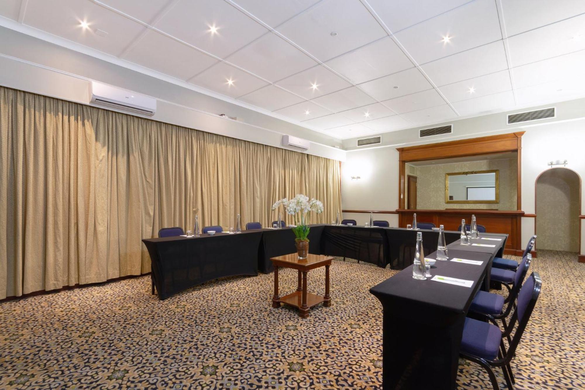 Holiday Inn - Johannesburg Sunnyside Park By Ihg Esterno foto